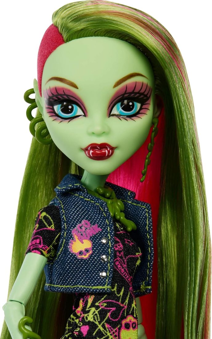 Venus McFlytrap Creeproduction Doll view 3